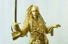 Хобби на миллион: золотая статуэтка Джека Воробья
